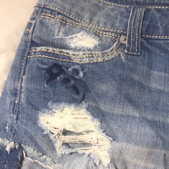 Almost Famous Size 5 Juniors Shorts - Picture 2 of 8
